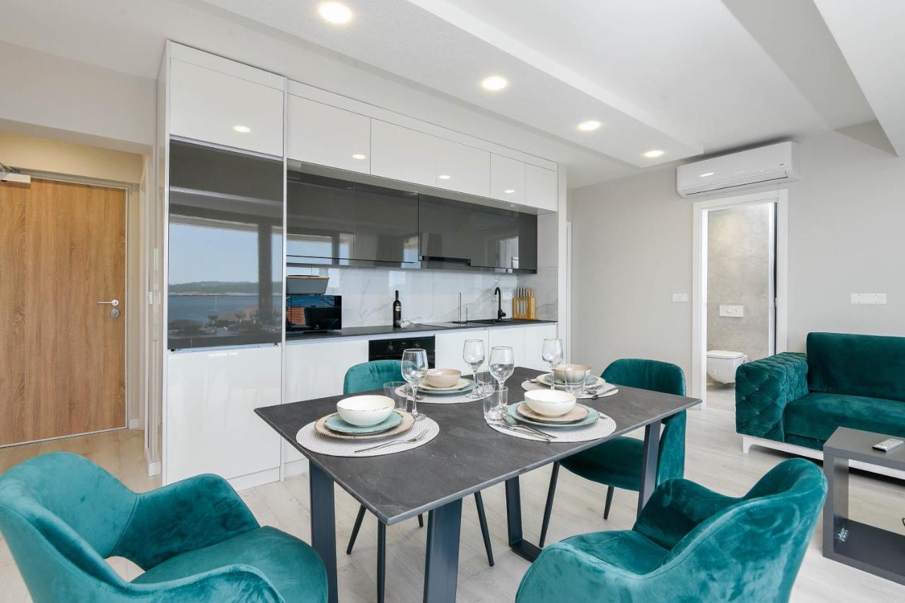 Sunny Day Luxury Holiday Apartments Orebic Luaran gambar