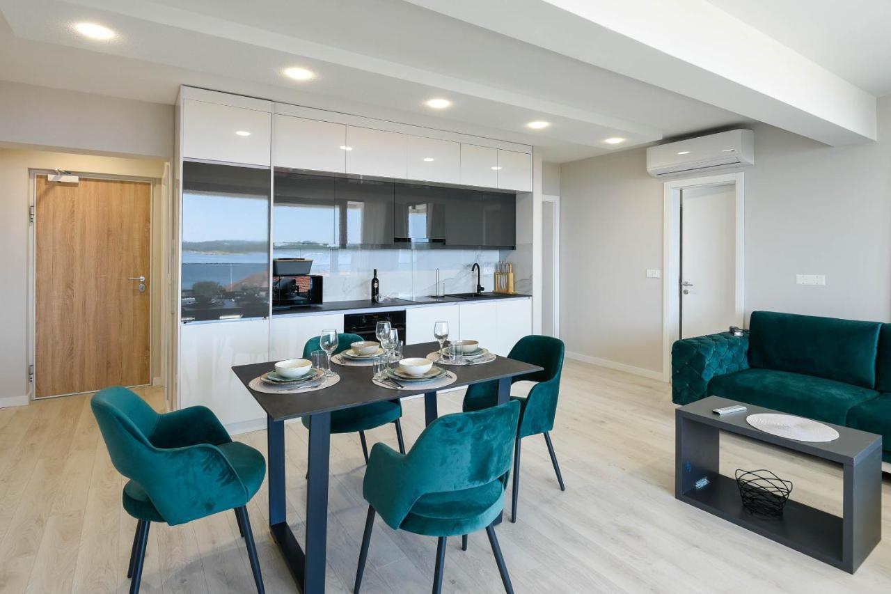 Sunny Day Luxury Holiday Apartments Orebic Luaran gambar